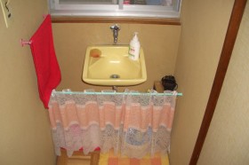 トイレリフォーム前手洗い トイレリフォーム前手洗い
