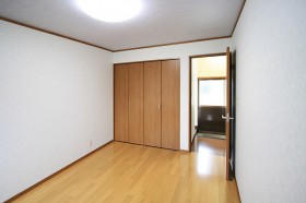 子ども部屋の天井は星形の蓄光 子ども部屋の天井は星形の蓄光