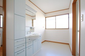 2坪の広い洗面脱衣所 2坪の広い洗面脱衣所