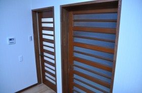 使い慣れた建具はそのまま使用 使い慣れた建具はそのまま使用