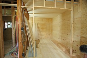 牧之原市／天然木二世帯リフォーム　桐クローゼット