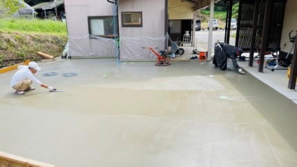 築96年 菊川市S様邸 左官工事 コンクリート打ち2 e992a5b45ad515fad920e5cd49dd5556