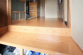 幅の広い框の踏板 幅の広い框の踏板