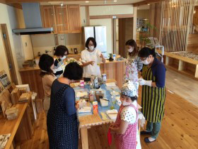 木育広場アロマ石鹸づくり